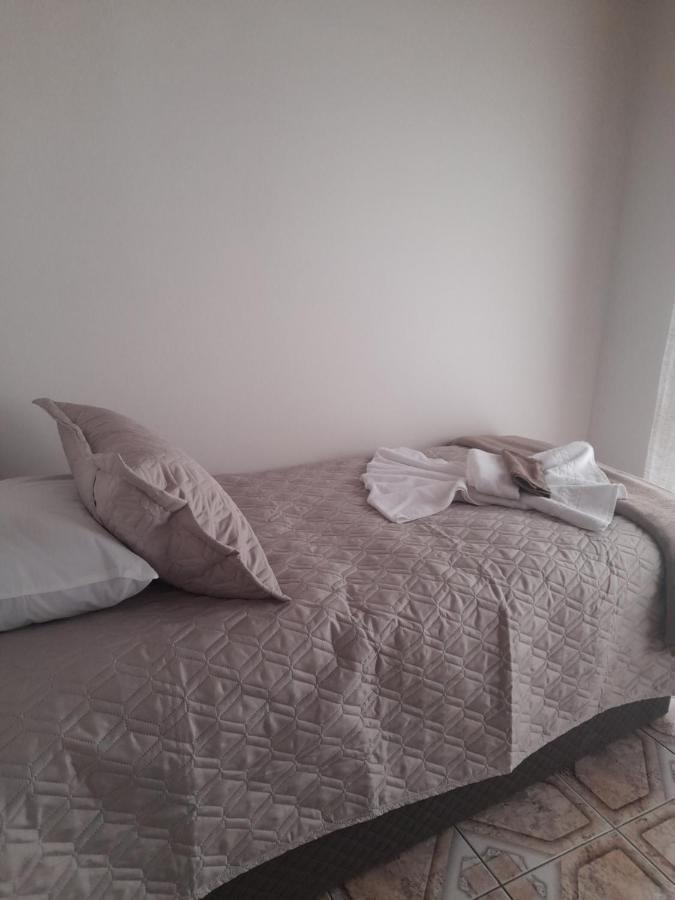 Apartamento Com Varanda Nos Quartos E Sala - Residencial Zanin Канела Экстерьер фото